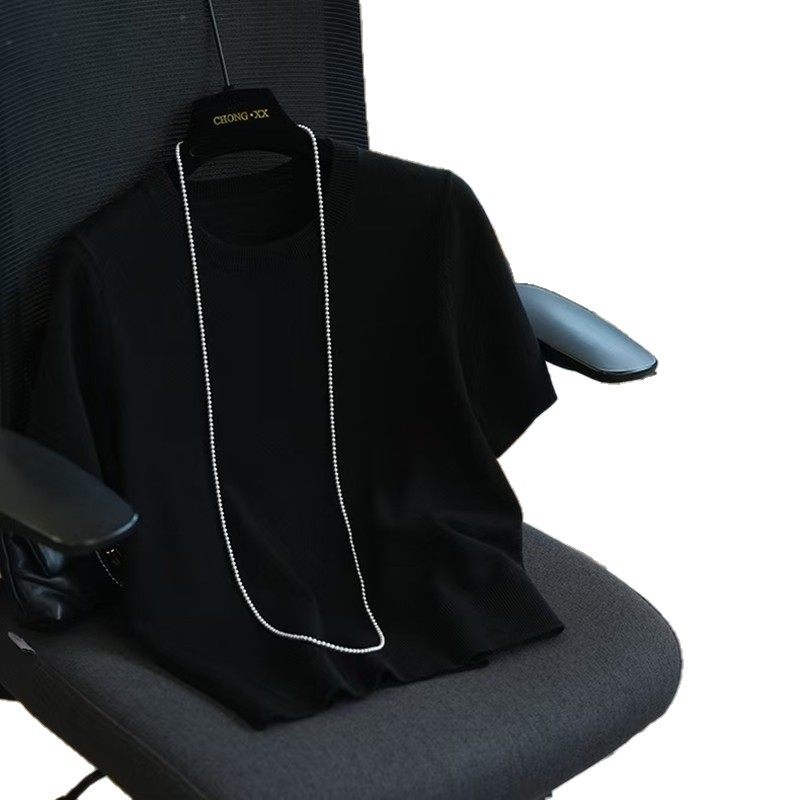 High-end fine-spun wool and mulberry silk thin short-sleeved knitted sweater, loose and versatile round-neck half-sleeve T-shirt for women in summer Item Picture