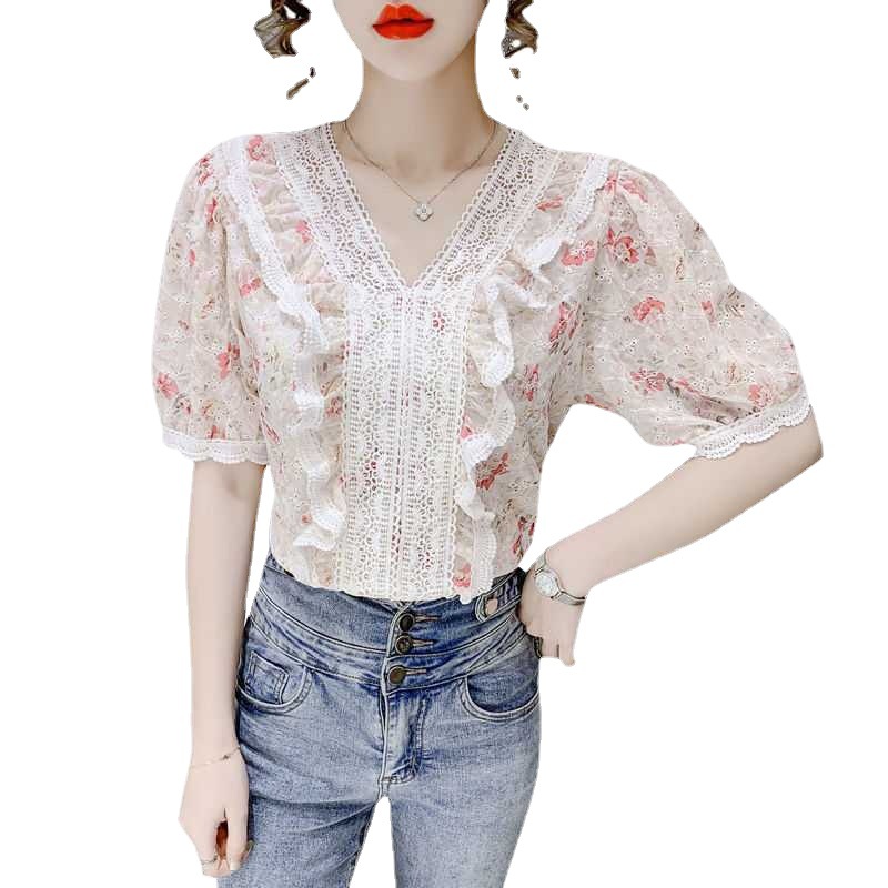 The 2022 summer new lace-trimmed chiffon blouse is stylish and retro with embroidered floral patterns. It's a trendy short-sleeved top for women Item Picture