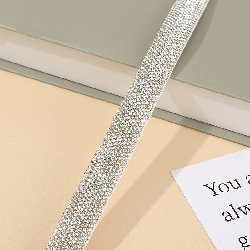 15Mm Diamond Strip Rhinestone Strip Diamond Chain Lace Accessories Glass Strip Sandals Accessories Wholesale Application Scenario