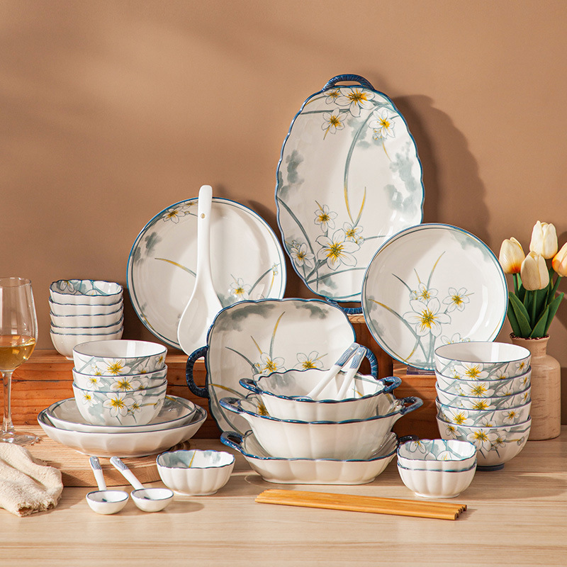 新中式陶瓷碗家用2023新款创意盘子碗盘单个碗带手柄高颜值米饭碗