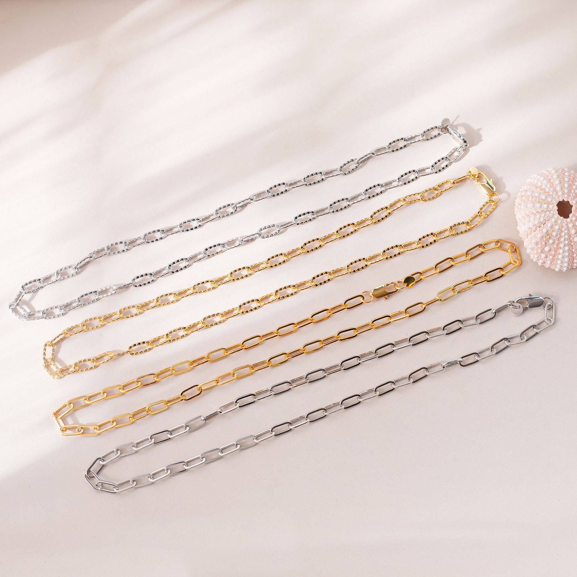 Hyacinth European and American fashion, simple and versatile pin chain necklace, ins minimalist style, copper plated 18K real gold chain, electrophoretic color preservation details Picture