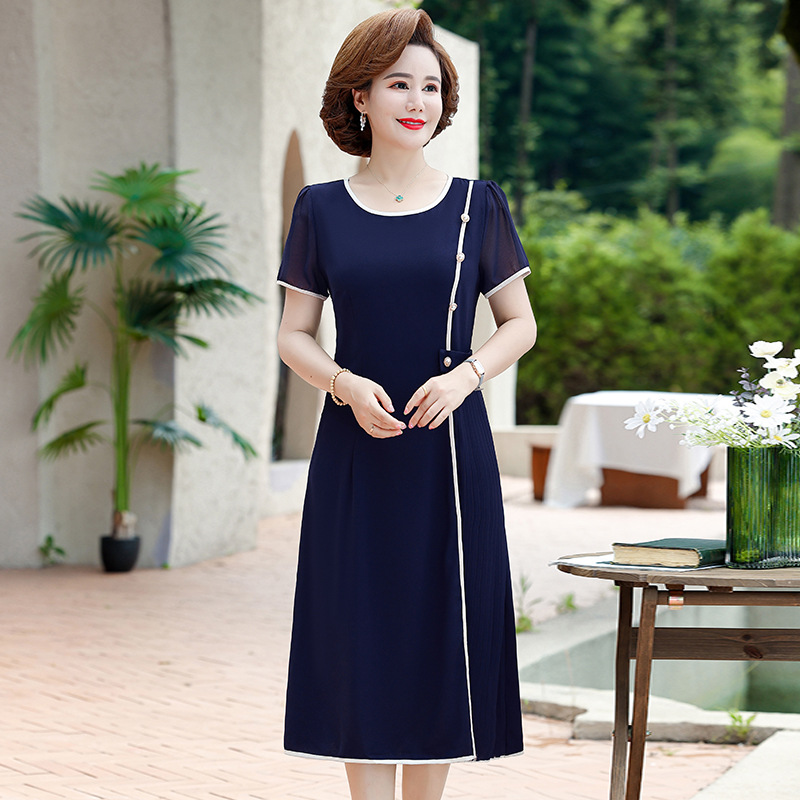 Mom's summer stylish dress for middle-aged women, new stylish summer short-sleeved chiffon long dress for middle-aged and elderly women