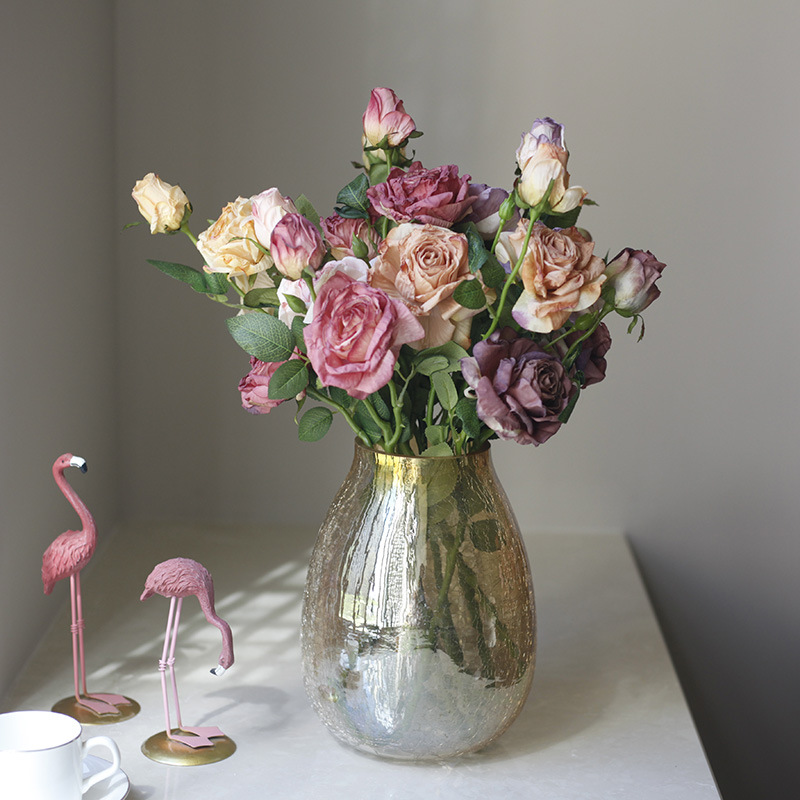 Three artificial and simulated flowers, dried rose edges, retro autumn color photography props, home and homestay decoration soft furnishings Specification image