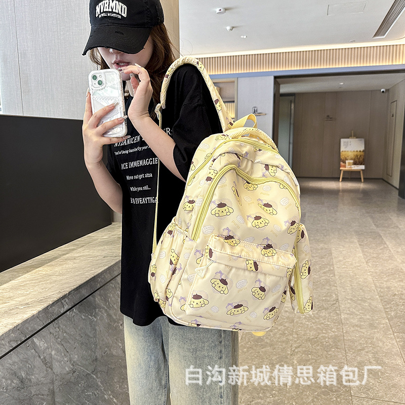Sanrio's cross-border bestseller is a large-capacity backpack with cartoon prints for children in grades 3 to 6 Application Scenario