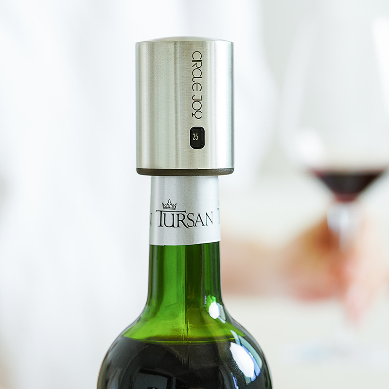 Internet Celebrities Recommend The Same Millet Circle Joy Electric Wine Bottle Opener 4-In-1 Wine Set Application Scenario