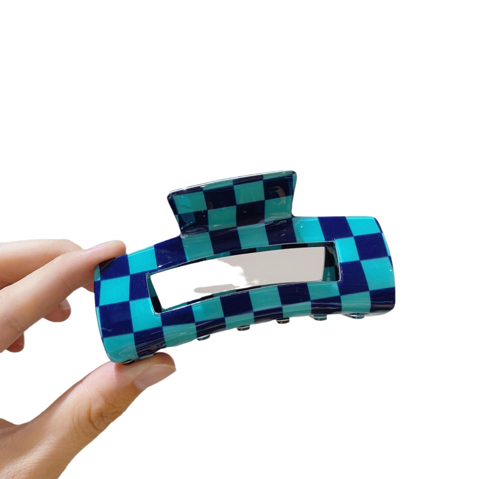 The New Internet Celebrity Checkerboard Shark Clip Korean Temperament Check Clip Back Hair Clip Large Hairpin Girl Item Picture