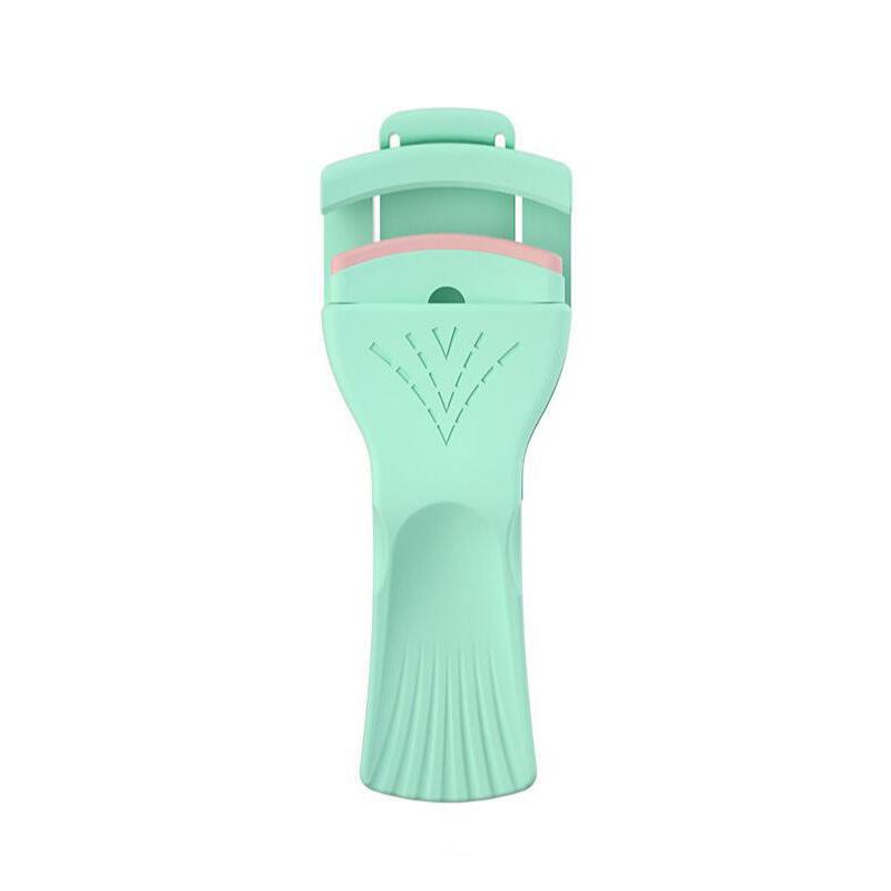 Portable eyelash curler, eyelash curling device, long-lasting curling without damaging eyelashes, mini eyelash curler for ladies Application Scenario