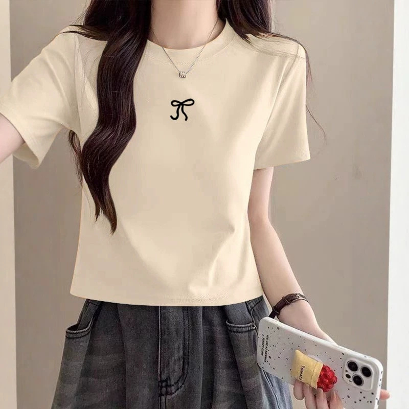 女式T恤实物图