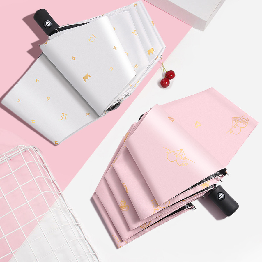 Umbrella, heart-shaped crown, all-weather umbrella, automatic eight-bone gilded feather, sunshade, UV protection, folding black plastic umbrella Application Scenario