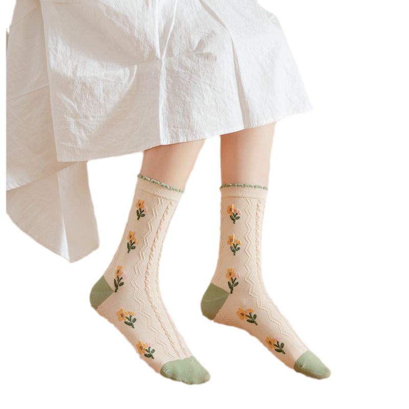 Socks stall a generation of 5 pairs of socks female mid-tube socks personality ins spring and autumn winter loose socks mouth green flowers female socks Item Picture