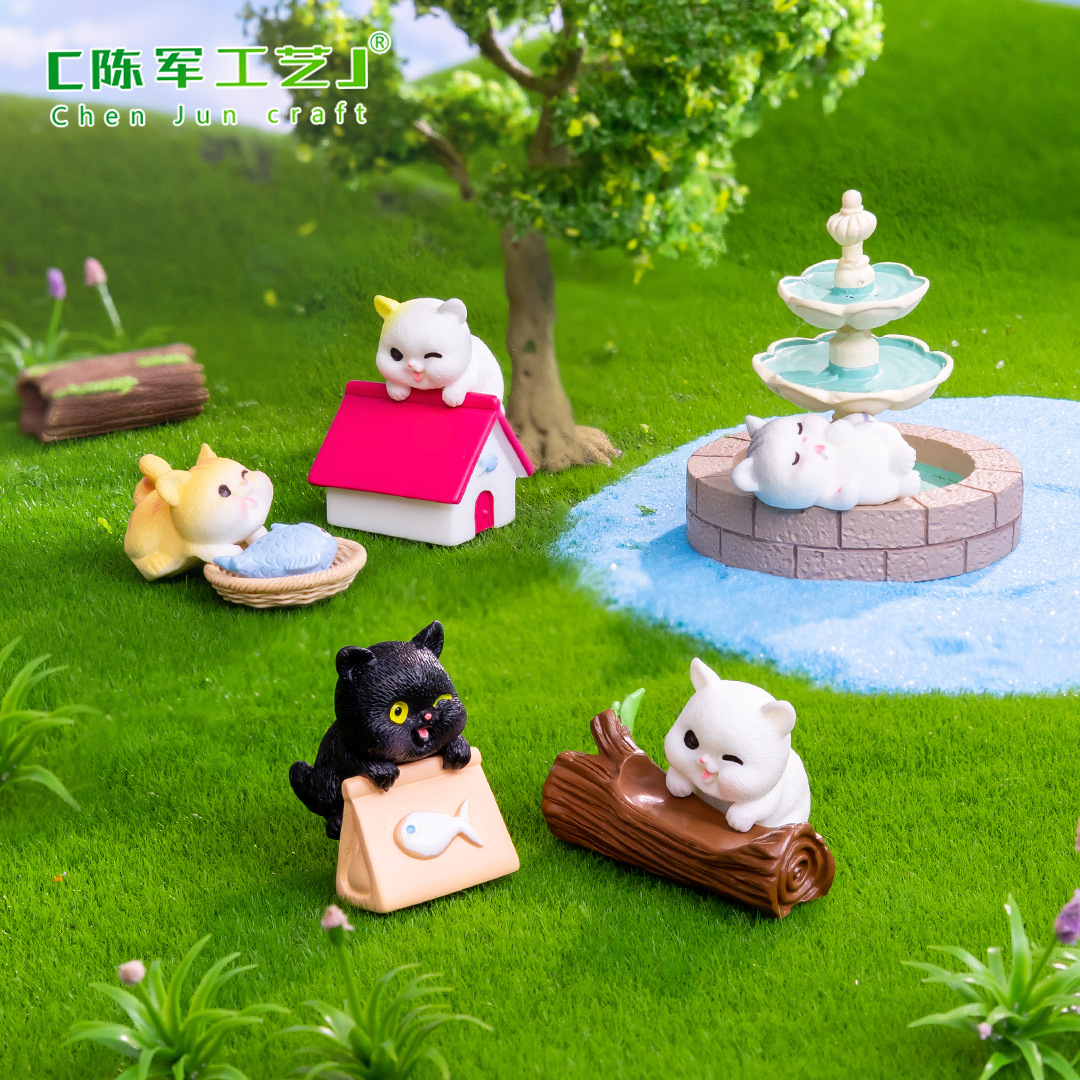 Micro-landscape creative, cute little cat doll, gardening kid house, DIY decorative accessories, desktop small ornaments Specification image