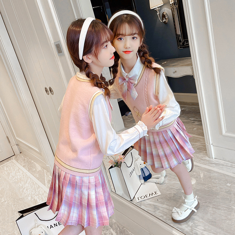 2022春季新款女童套装秋装中大童韩版洋气毛衣背心JK衬衫裙两件套