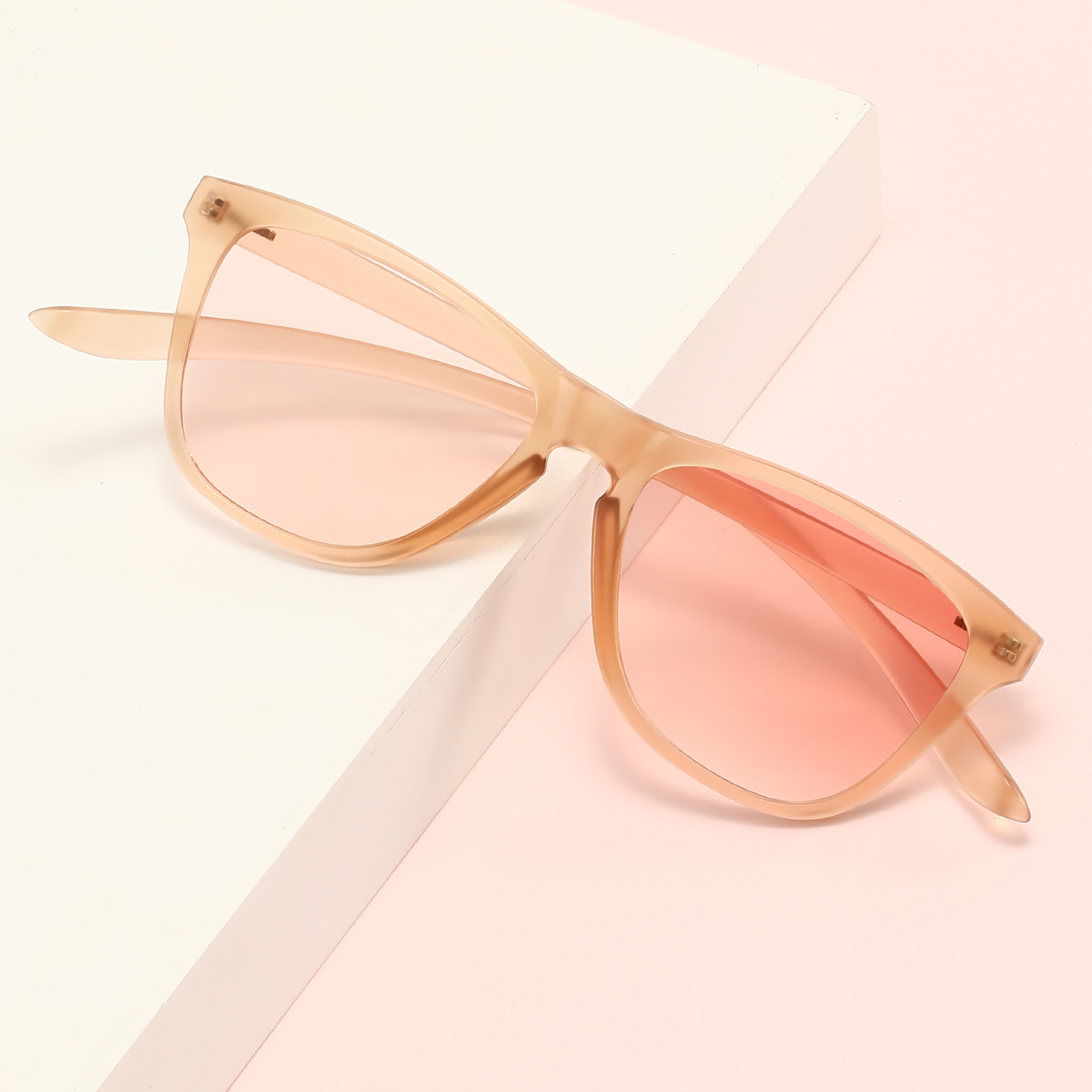 墨镜/眼镜/太阳眼镜/眼镜男士2024时尚/跨境电商白底实物图