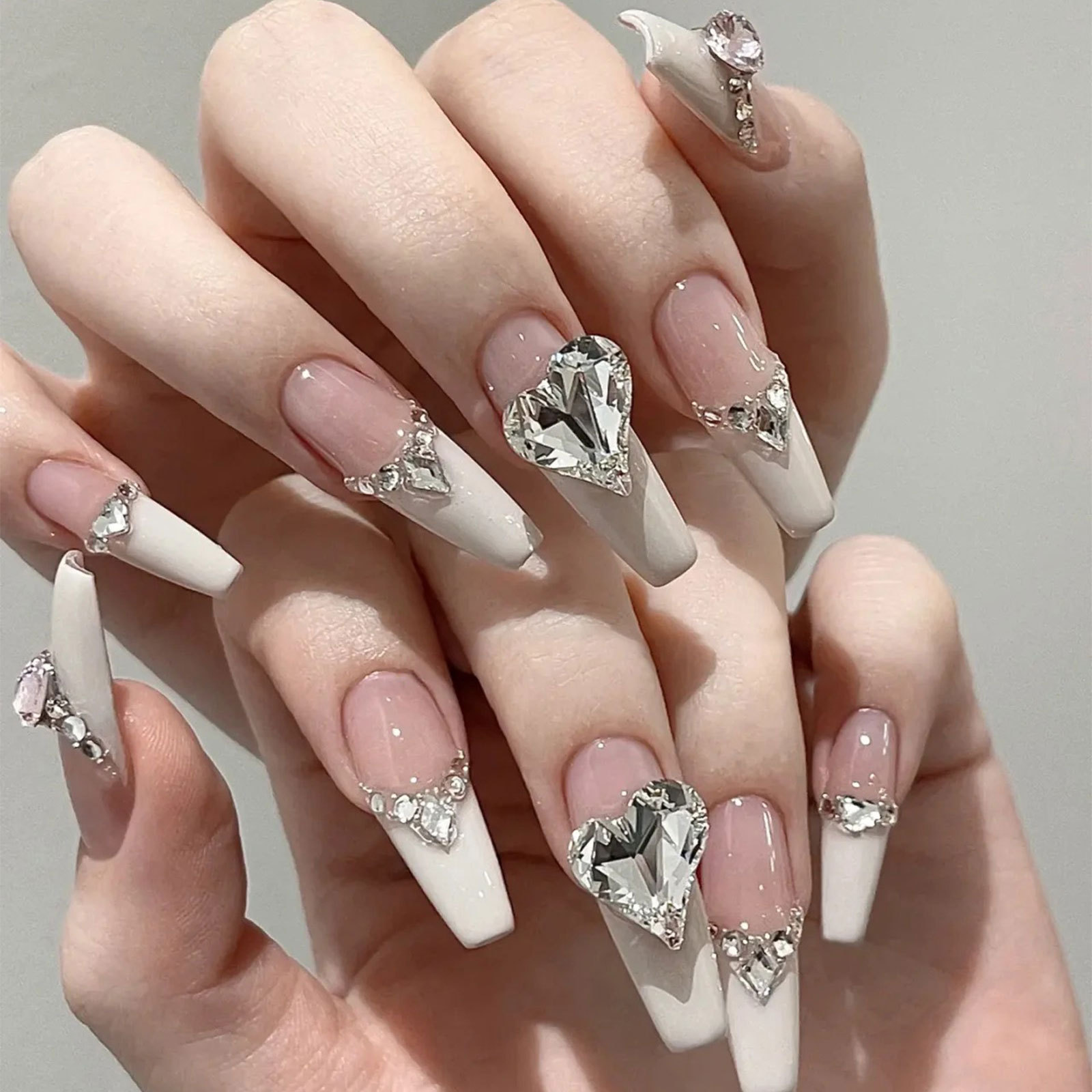 Mejia K9 jewelry transparent diamond super flash crooked heart axe diamond drop fat square butterfly white diamond nail accessories wholesale Application Scenario