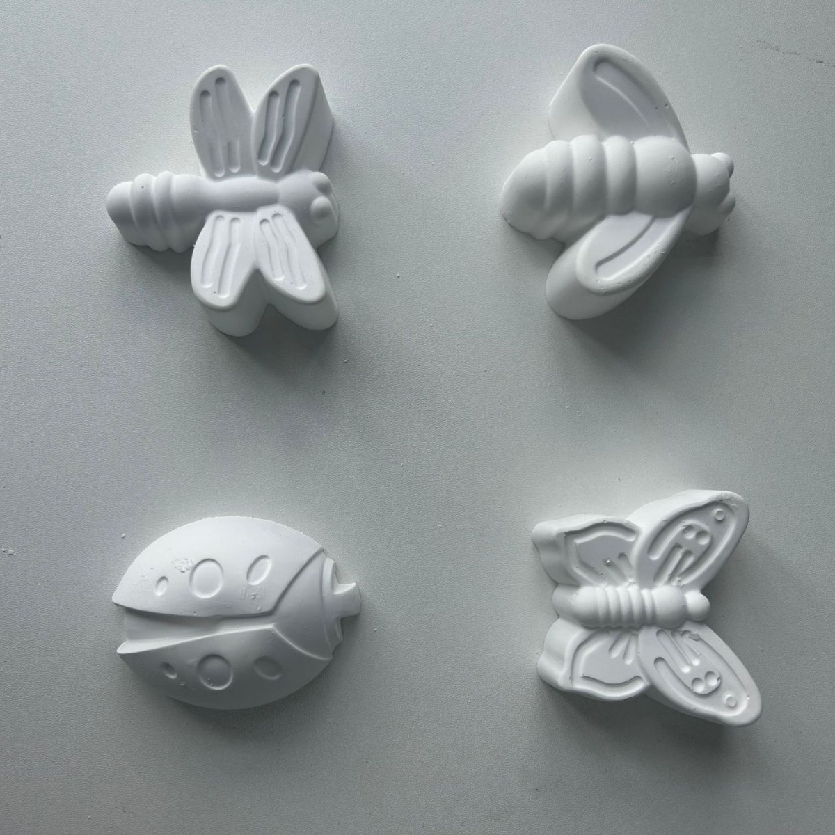 石膏、石料工艺品实物图