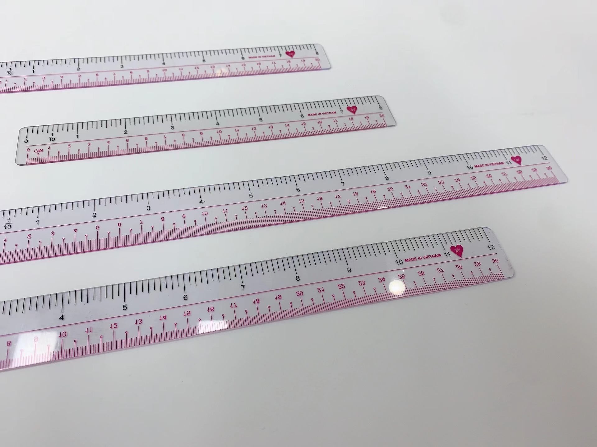 Factory direct sales of hard rulers, customizable drawing rulers, multi-functional transparent rulers, factory wholesale, high precision Application Scenario