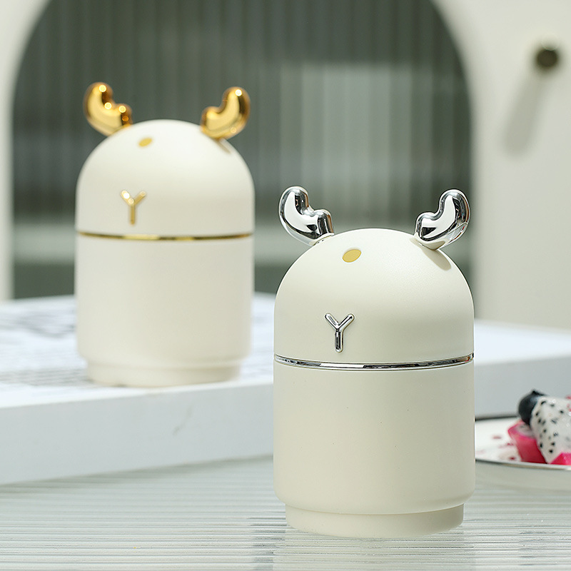 Light Luxury Household High-End Creative Cartoon Cute Deer Toothpick Box Automatic Press Pop Toothpick Cylinder Toothpick Bottle details Picture