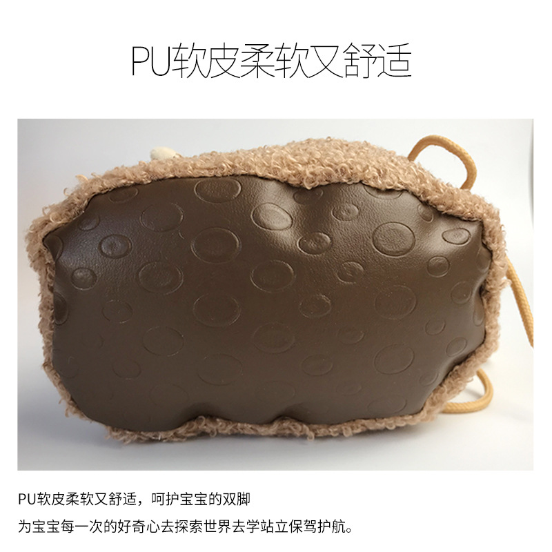 Winter 2022 added cashmere baby soft soled shoes for male baby female baby shoes cartoon help shoes Application Scenario