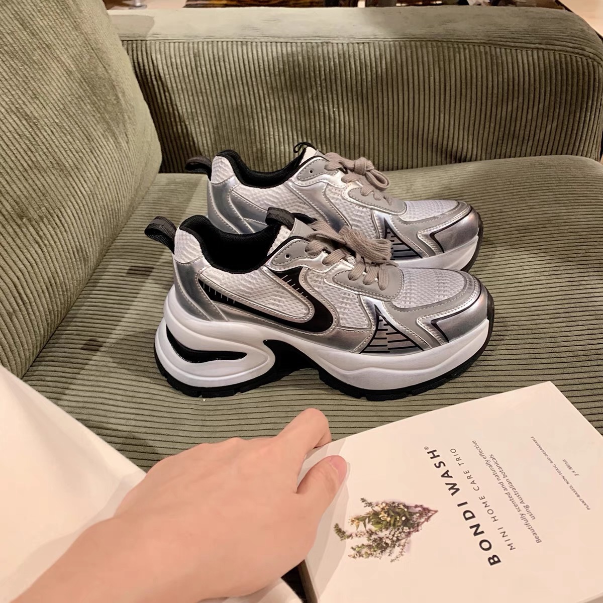 High Version ~ Zhao Rusi With Thick Bottom Leather Casual Sports Shoes 7Cm Small Increase Before Lace-Up Daddy Shoes Woman Specification drawing