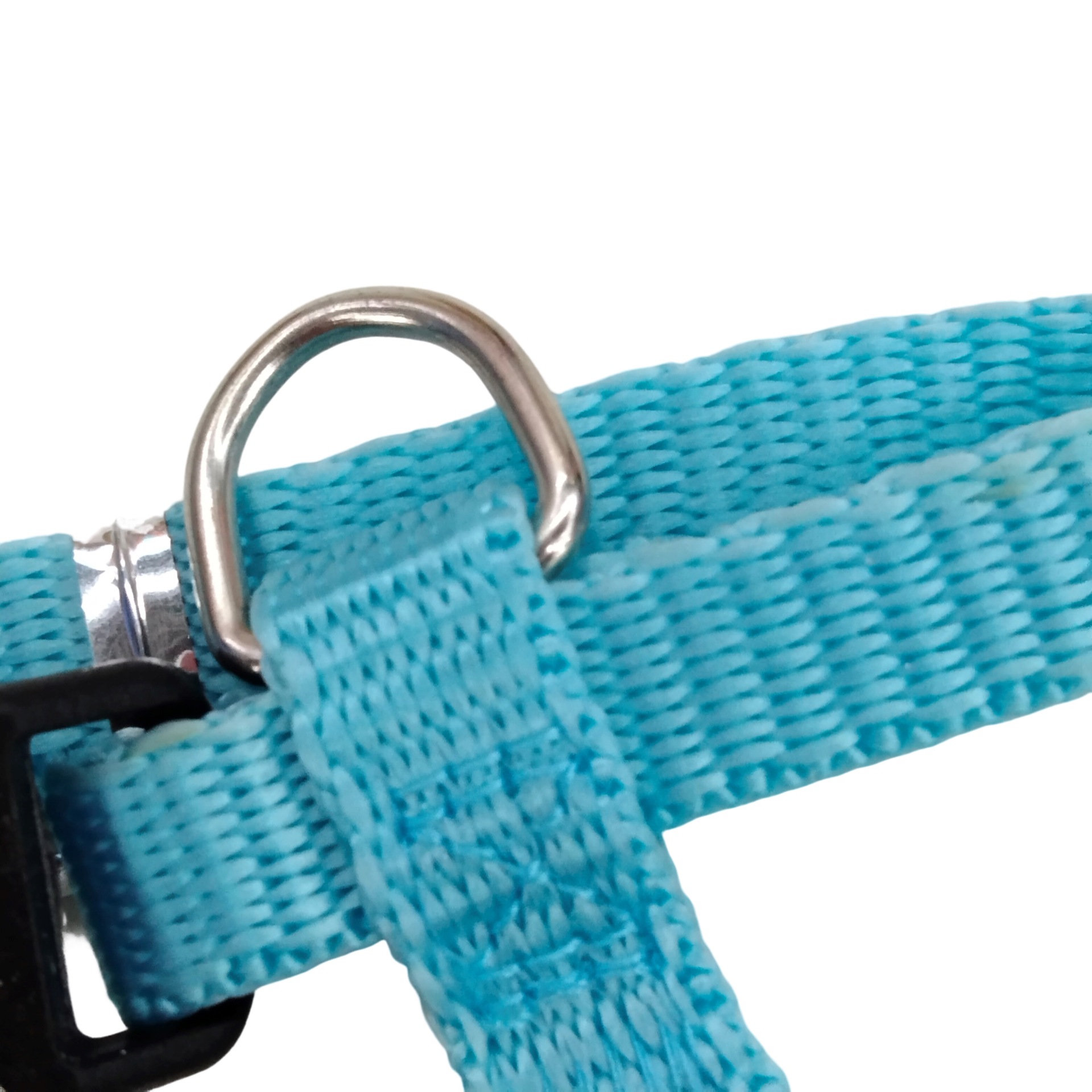 Pet leash Durable adjustable leash for walking cats to prevent breaking out of the I-shaped chest back pet traction Application Scenario