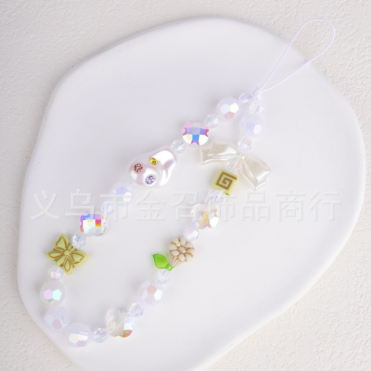 New summer fresh and sweet fairy mobile phone chain with diamonds, pearls, flowers and butterflies as a mobile phone pendant Specification image