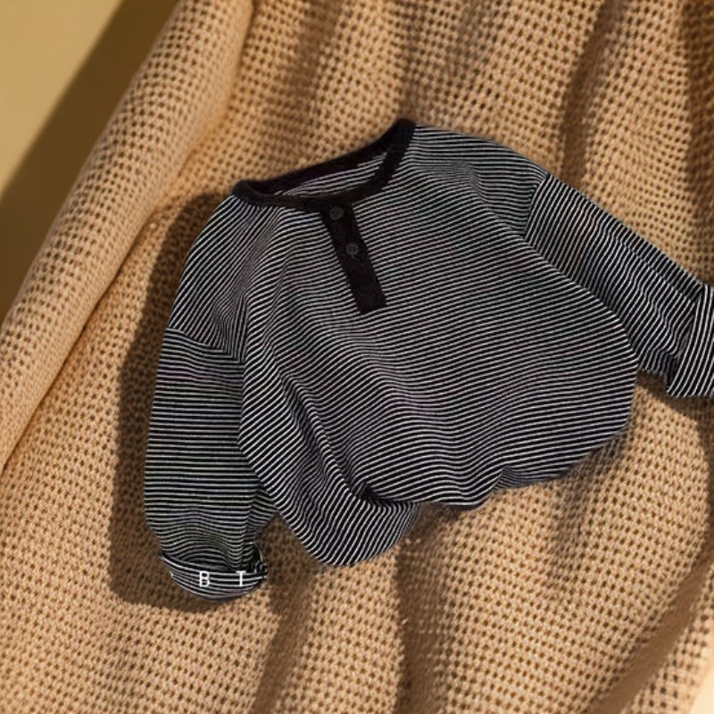 Children's long-sleeved T-shirt, new Korean classic long-sleeved striped girls' base layer, autumn and winter top, children's clothing Specification image