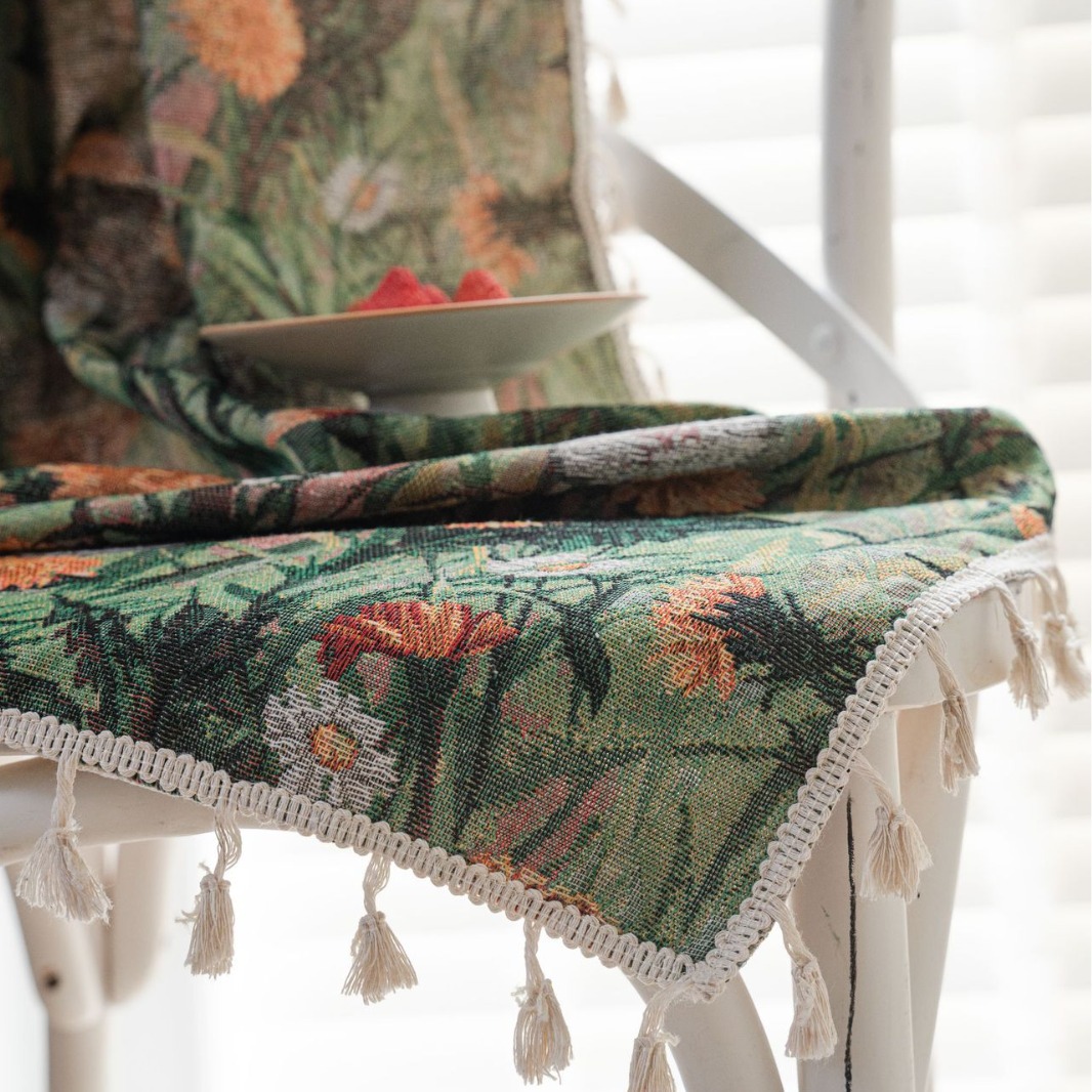 Factory direct supply of French retro finished curtains, green dandelion jacquard fully blackout and heat-insulating curtains for living rooms and bedrooms Application Scenario