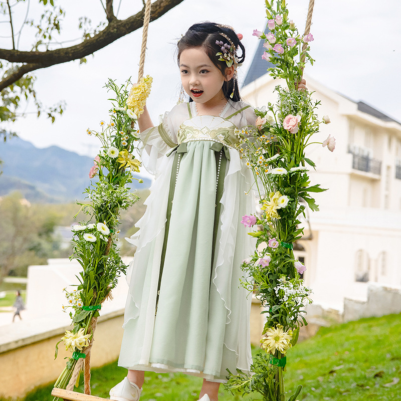 童装细节图