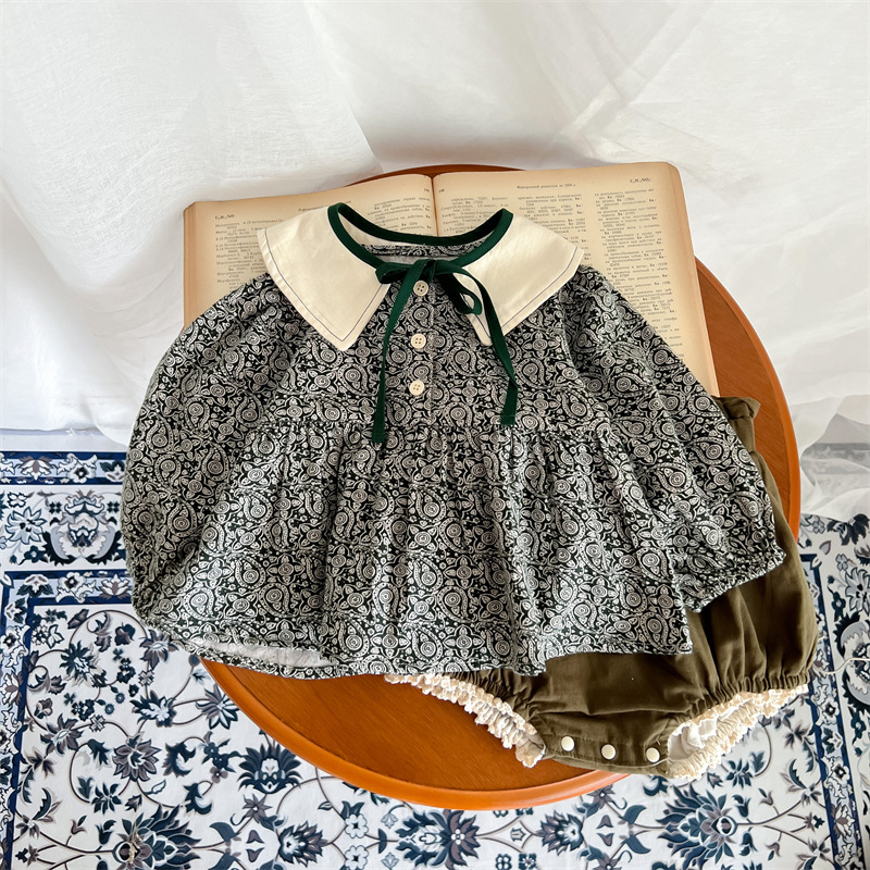 Autumn bestseller baby girl's pure cotton dark green floral three-piece set for infant outings + collar