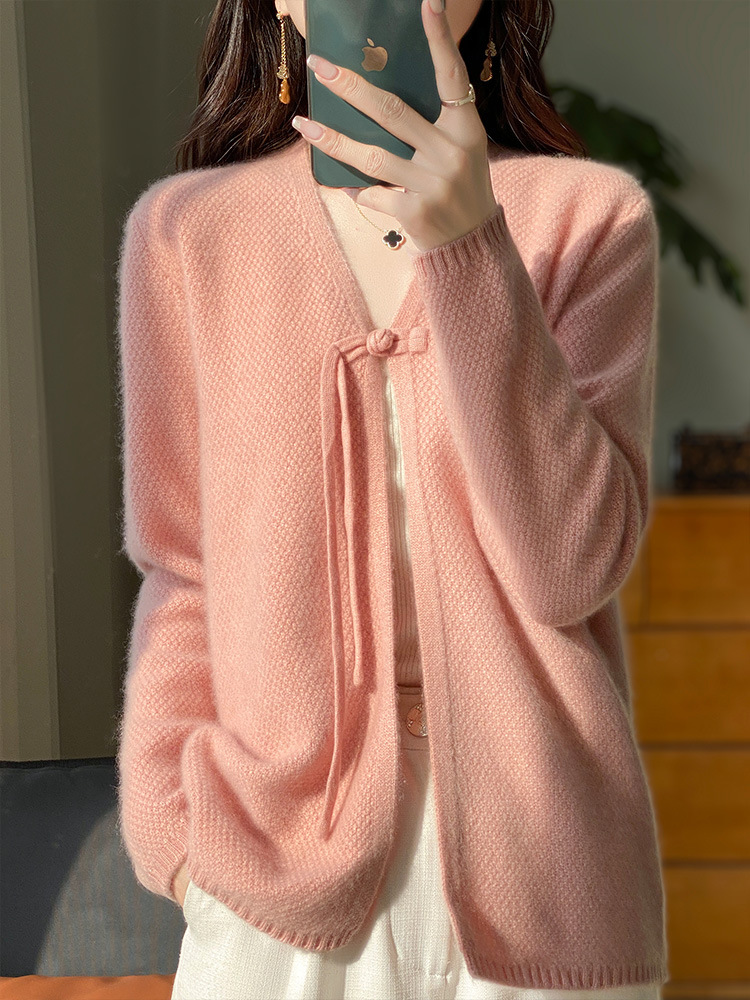Spring 2024 new fine-spun wool sweater cardigan for women V-neck one-button knitted sweater solid color loose coat details Picture