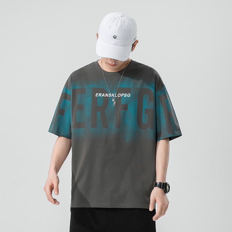 Short-sleeved T-shirt for men, a trendy ins brand. Loose round-neck letter-printed men's half-sleeved T-shirt. Japanese trendy men's clothing Application Scenario