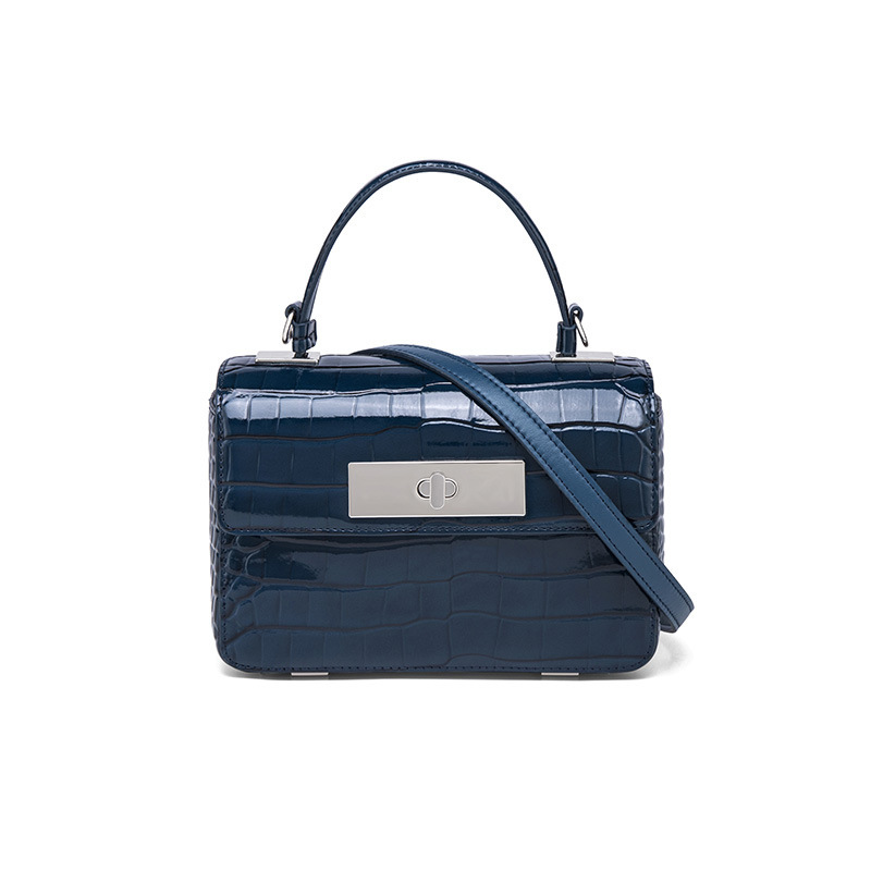 New Women's Korean Leather Women's Bag Trend Single Shoulder Crossbody Niche Design Large Capacity Commuter Bag Item Picture