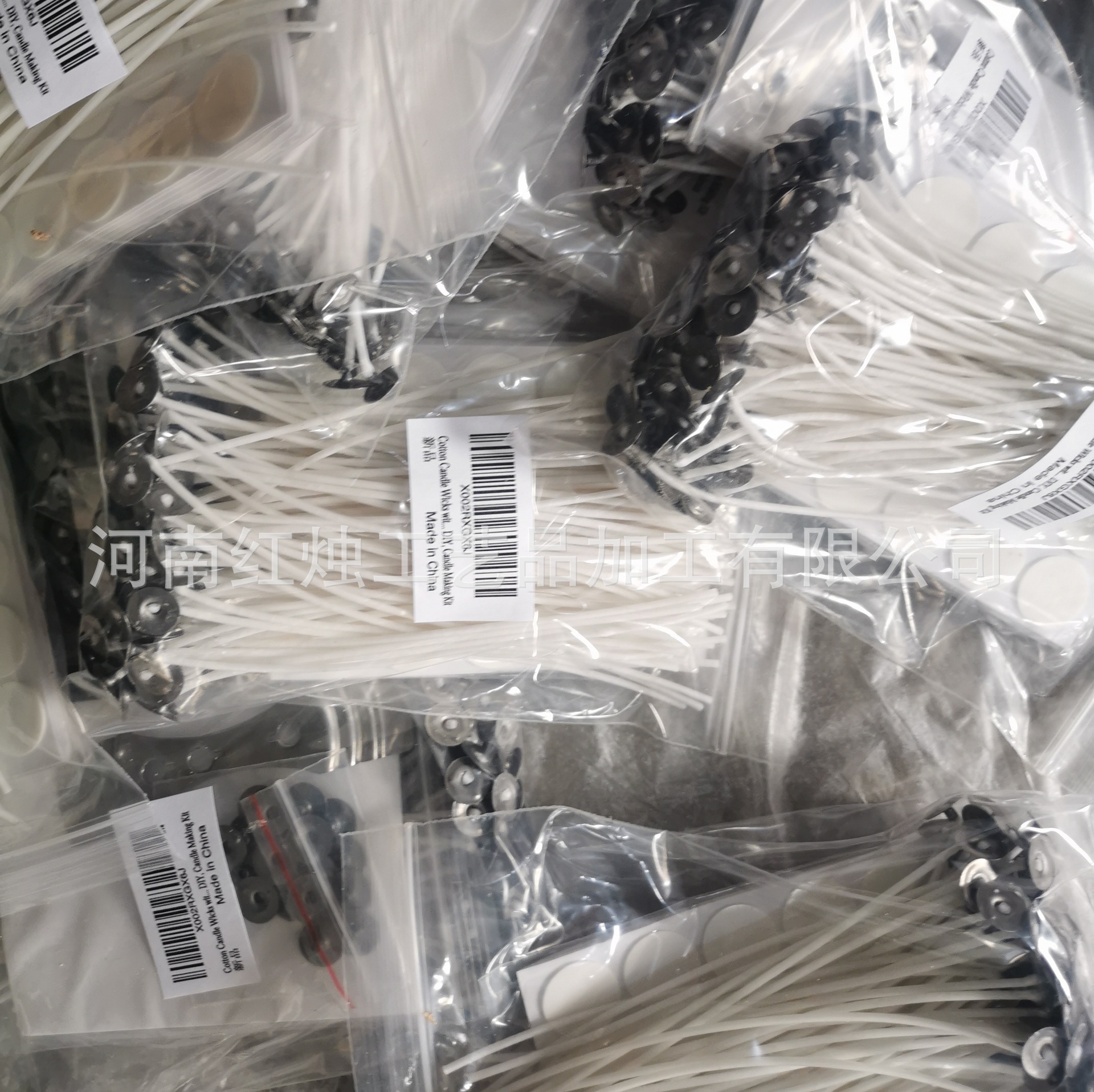 Aromatherapy wick set: 100 wick pieces, 100 fixing glue, 2 fixers, wick set Application Scenario