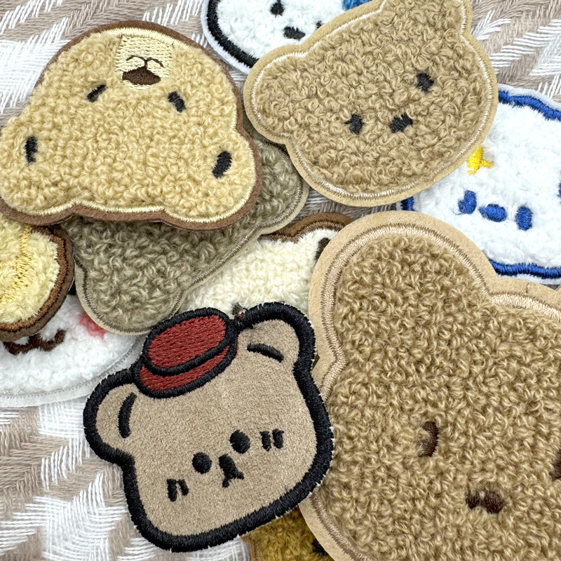 Cartoon cute bear head, plush embroidery, patch towel, down jacket, shoe upper patch, phone case, backpack, self-adhesive Specification image