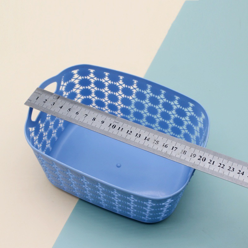 Plastic shock-resistant and unbreakable multi-functional storage basket, kitchen and household seasoning organization, blue desktop and miscellaneous storage basket Application Scenario