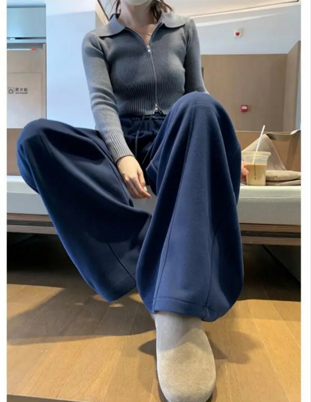 动感少女黑标镰刀卫裤女春秋季2025款垂感高腰宽松运动裤休闲百搭详情3