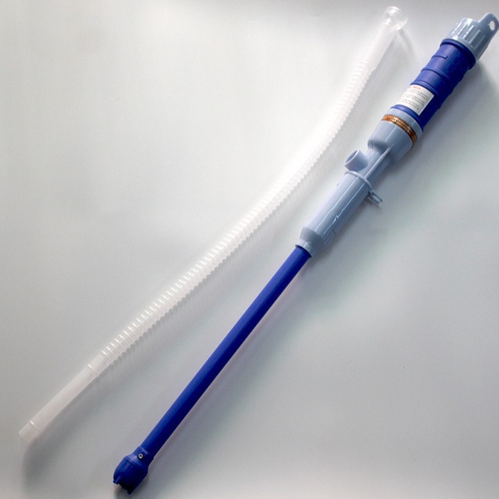 Portable small electric oil suction pipe, oil suction pump, water suction pump, oil suction device, fish tank water change creative car supplies Application Scenario