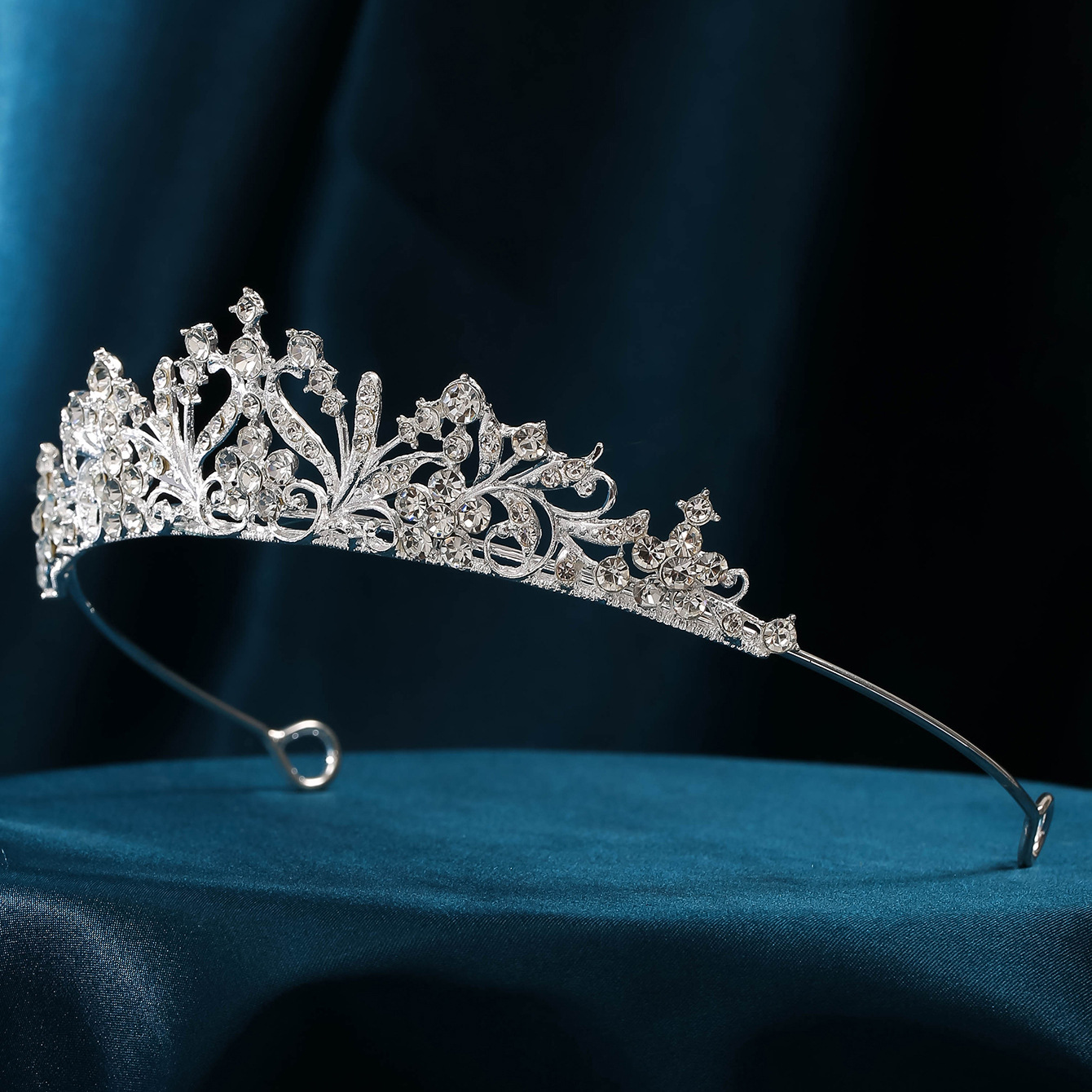 The new princess crown for the 18th birthday of the bride, the main wedding dress and hair accessory, and the trendy headwear exude a sense of luxury Specification image