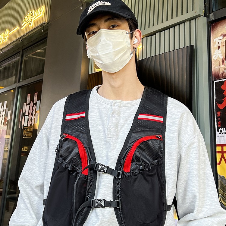 潮流骑行包新款简约跑步马甲包潮搭登山户外背包多功能徒步双肩包