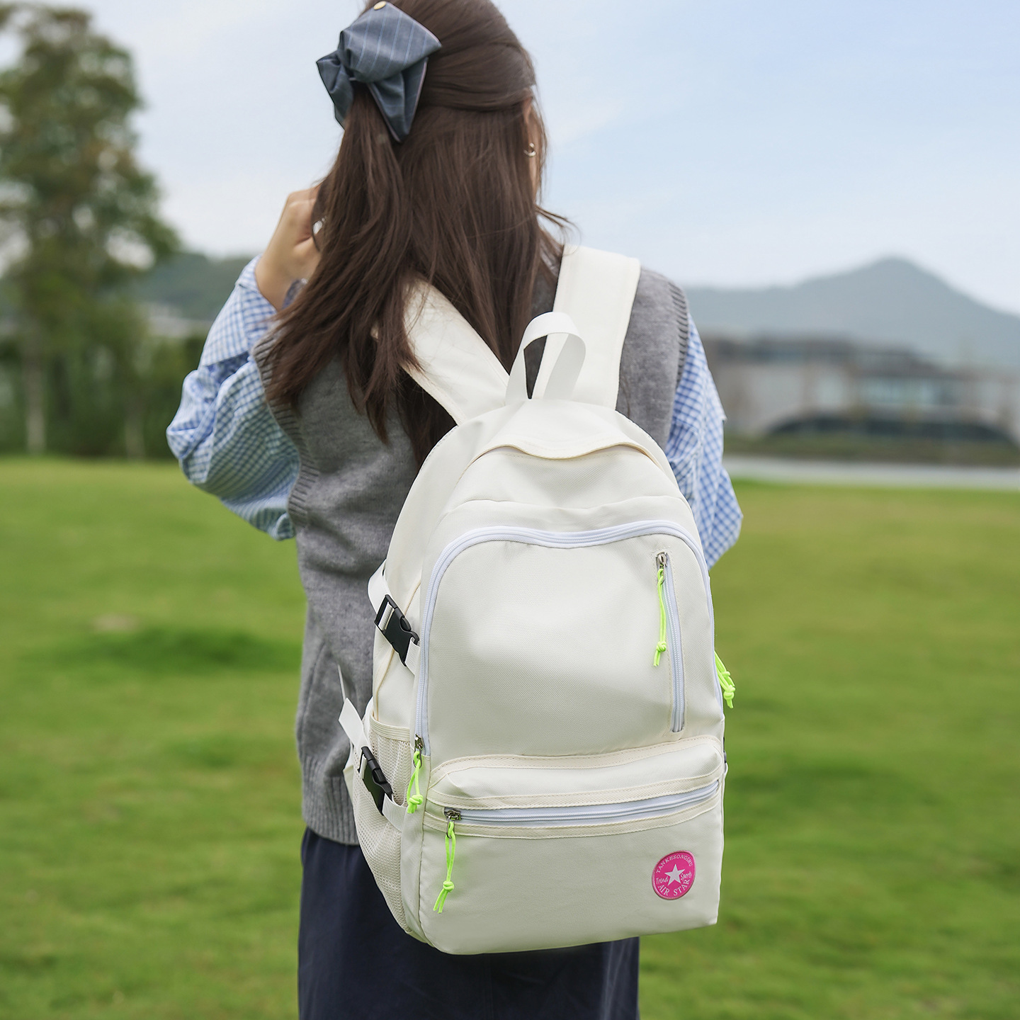 开学季双肩包男女大容量初中新款高中背包森系大学生书包时尚背包详情12