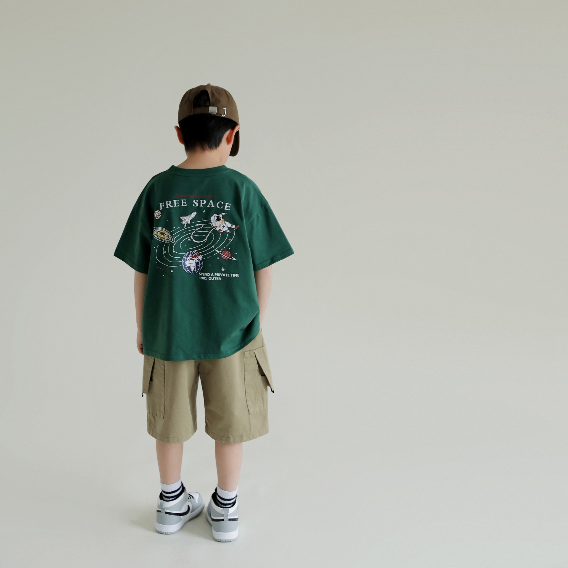 2025春夏新款儿童洋气卡通印花半袖上衣男童休闲宽松短袖T恤潮款