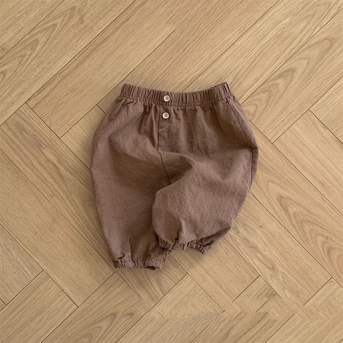 ins Korean version baby cotton soft, light, tight-fitting, mosquito-proof casual pants for newborns, spring and summer versatile 9-inch pants Application Scenario