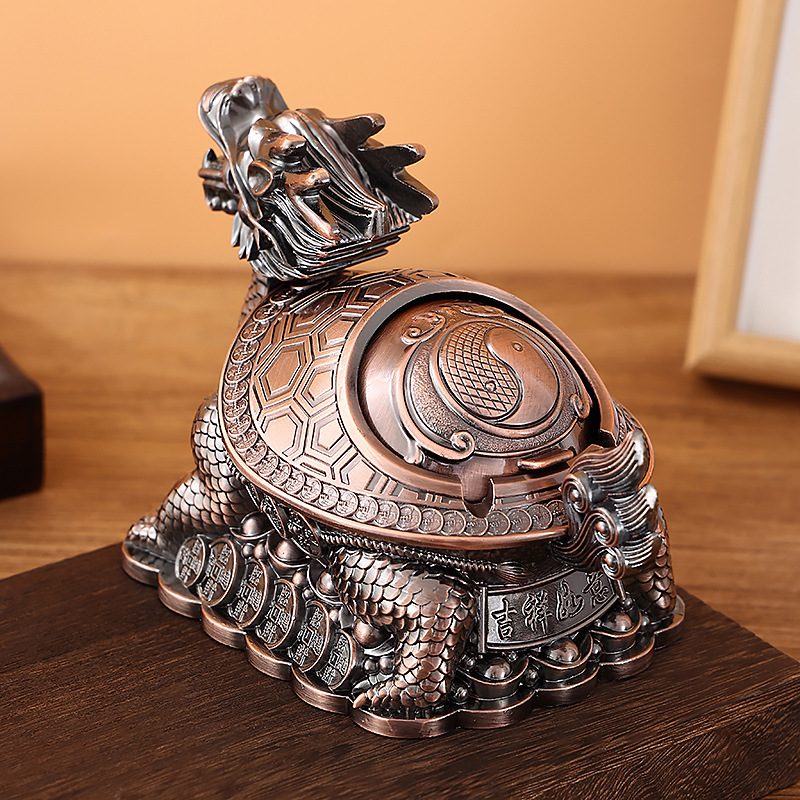 家用烟灰缸实物图