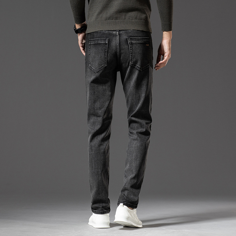 New Spring/Summer 2023 Spring/Summer stretch, loose, slim and well-fitting small straight-leg high-quality men's long jeans Application Scenario
