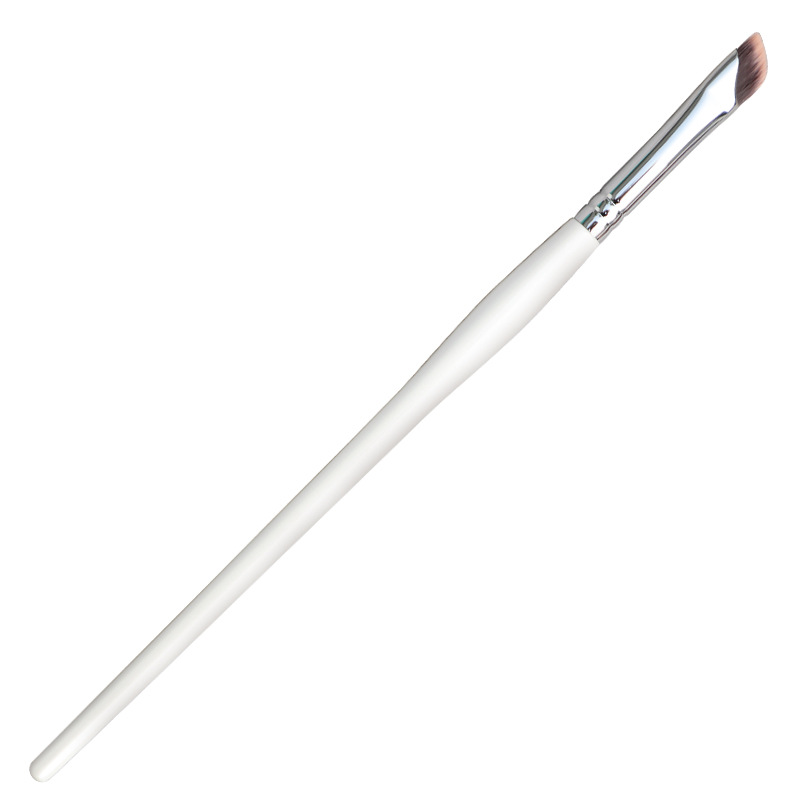 Fan Xiaoxian Tears Furrow Law Pattern Sickle Type Concealer Brush Fine Lighten Dark Circles Flat Head Cangzhou Makeup Brush Item Picture