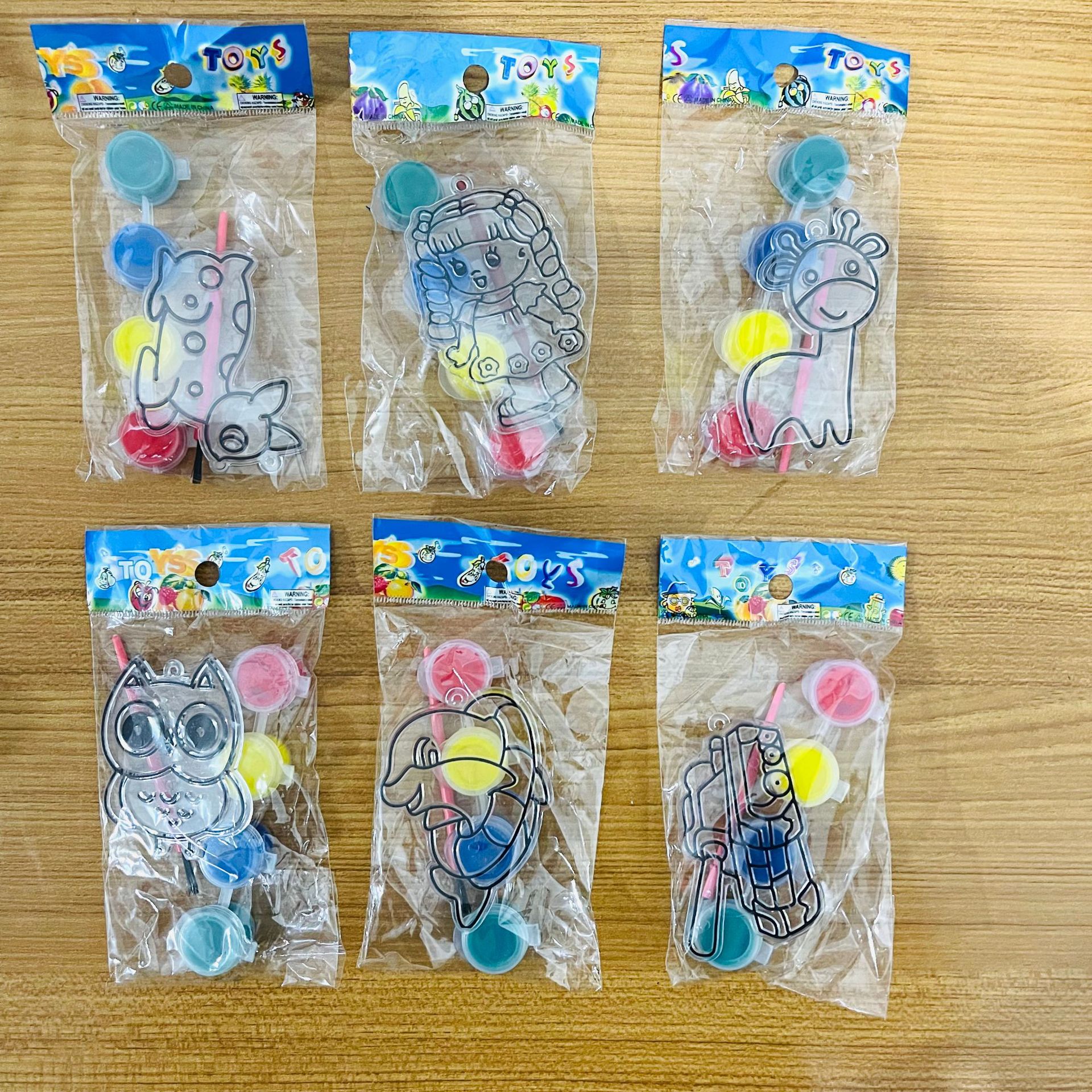 DIY children's key pendant, graffiti crystal gel painting toy pendant, 1 yuan supply