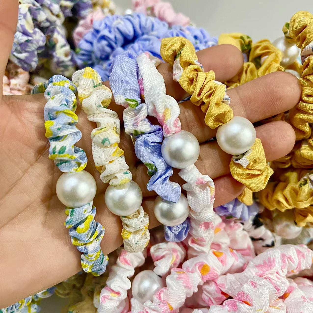 No. 190 Small Intestine hair tie 100/ Bundle, cute small intestine hair tie, Korean Internet celebrity flower hair tie, girl's hair tie, small rubber band, simple hair accessory, hair tie, hair accessory