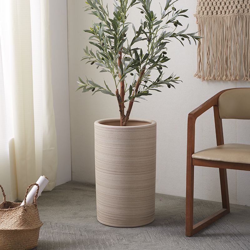 Tall Extra-Large Large Ceramic Flowerpot Breathable Basin Planting Large Diameter Above The Gate Garden Planting Wholesale Application Scenario
