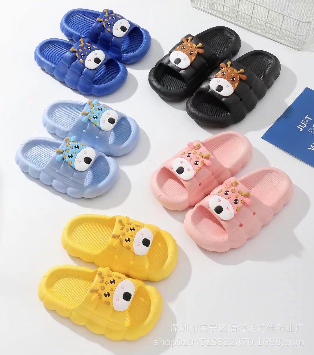 软胶/EVA童鞋人字拖/儿童拖鞋/洞洞鞋女夏季沙滩产品图