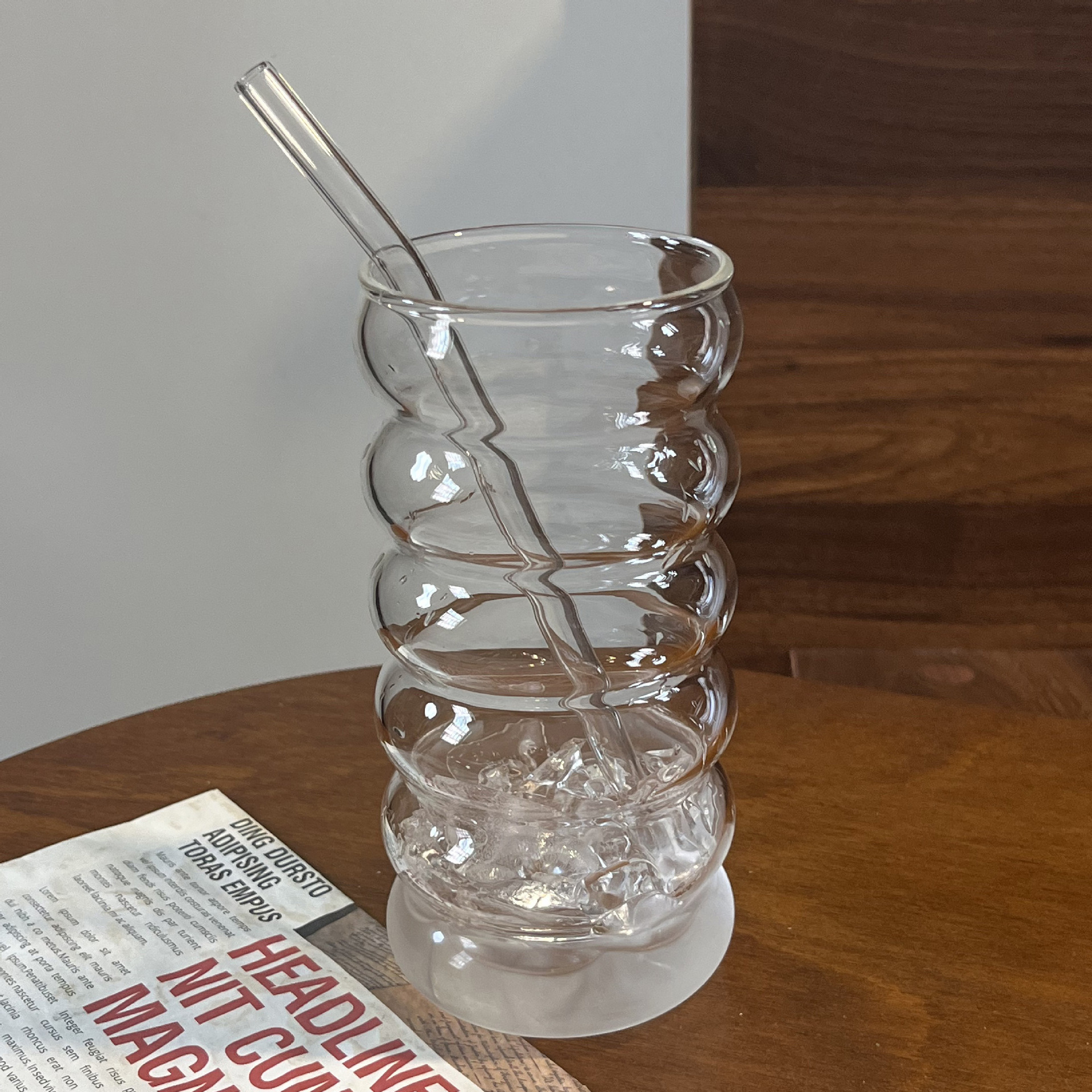 Transparent caterpillar cup, high borosilicate glass, simple thickened juice drink cup, heat-resistant household single-layer cup, milk cup Application Scenario